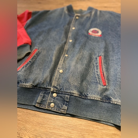 Vintage denim Jean jacket “Canadian Airlines International” - Picture 8 of 15